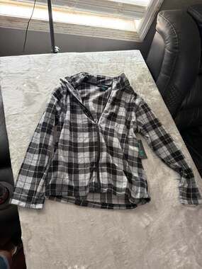 Bold Blue Girls Size 10 Gray and Black Plaid Full-Zip Fleece Hoodie